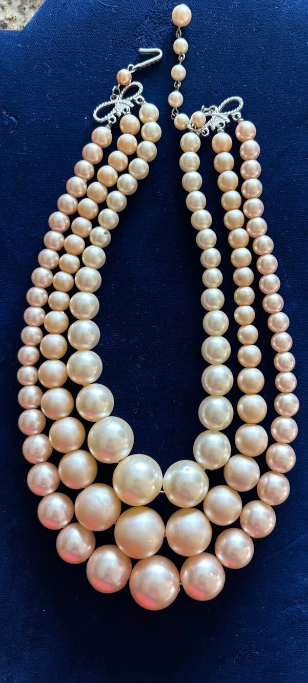 Vintage 3 Strand Cream Multi Size Faux Pearl Necklace 16" MCM